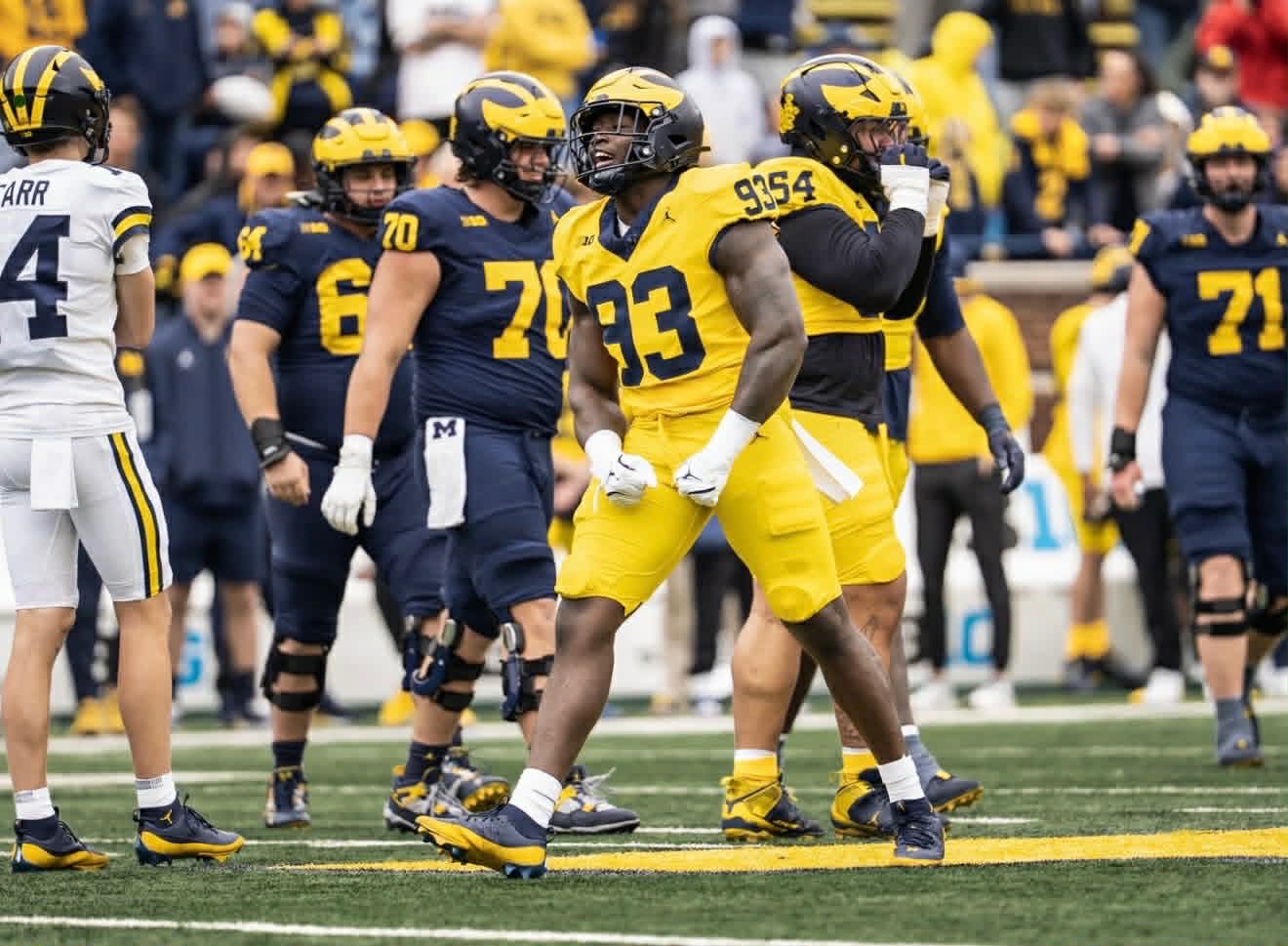 Benny Patterson III celebrating during a Michigan game